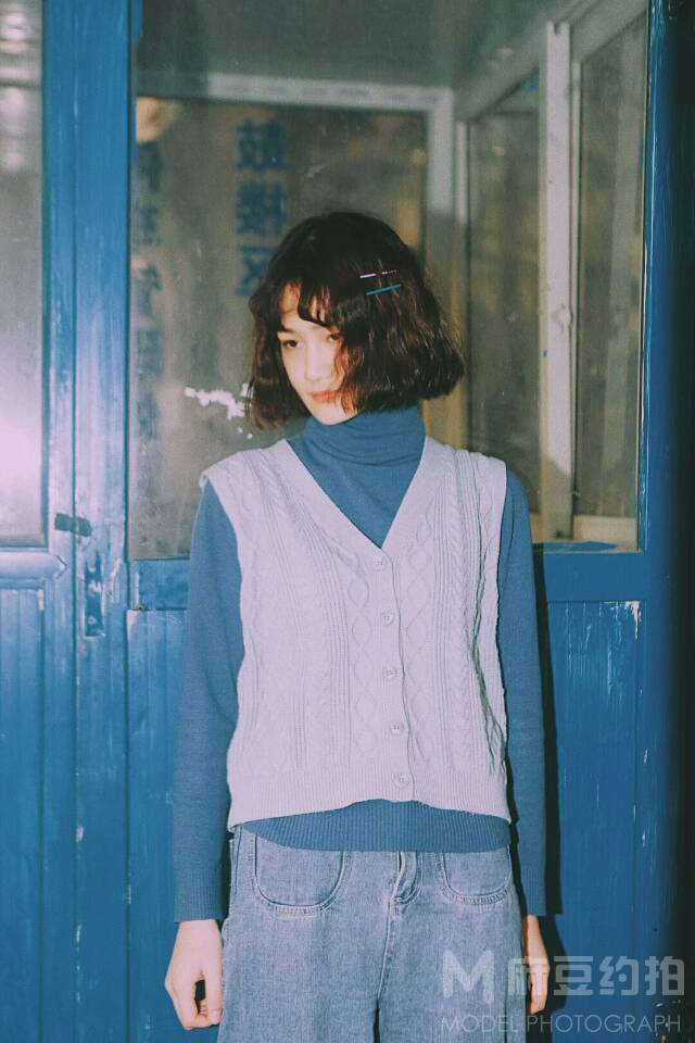 情绪模特