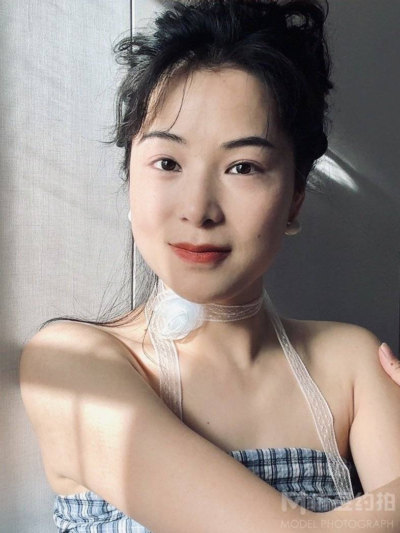 胶片模特
