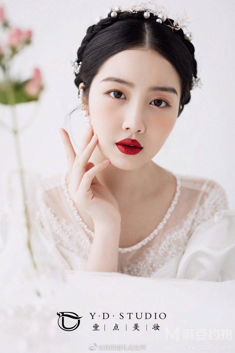 妆容模特