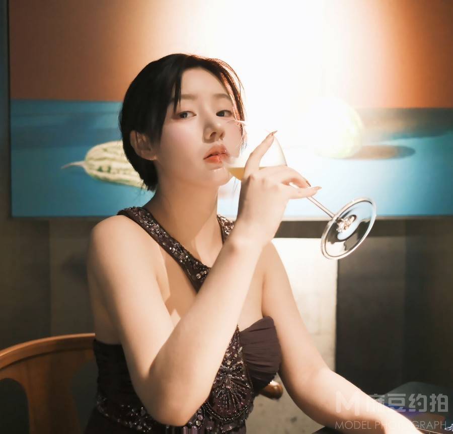 妆容模特
