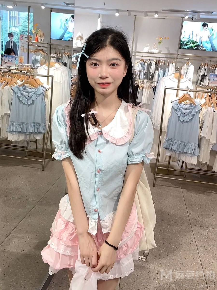 校园模特
