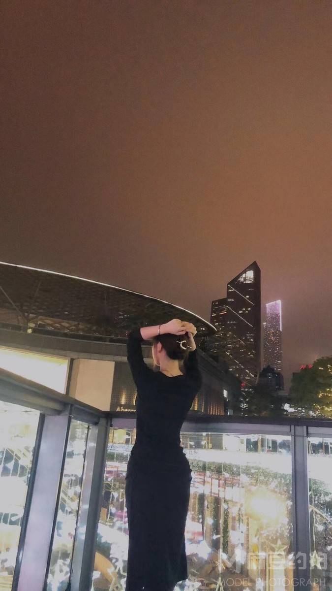 情侣模特