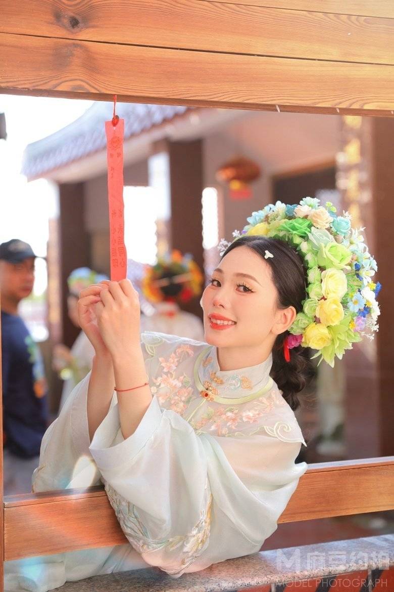 妆容模特