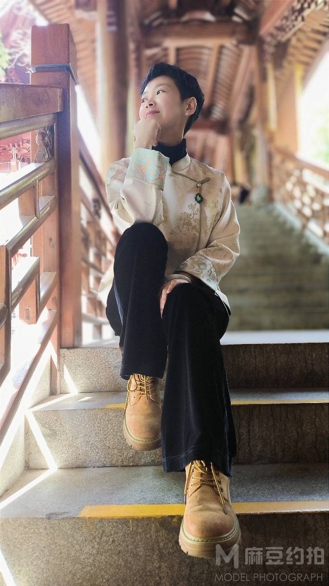 宝丽来模特