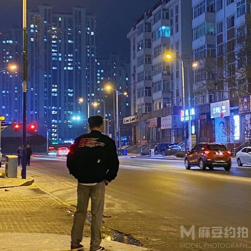 夜景模特