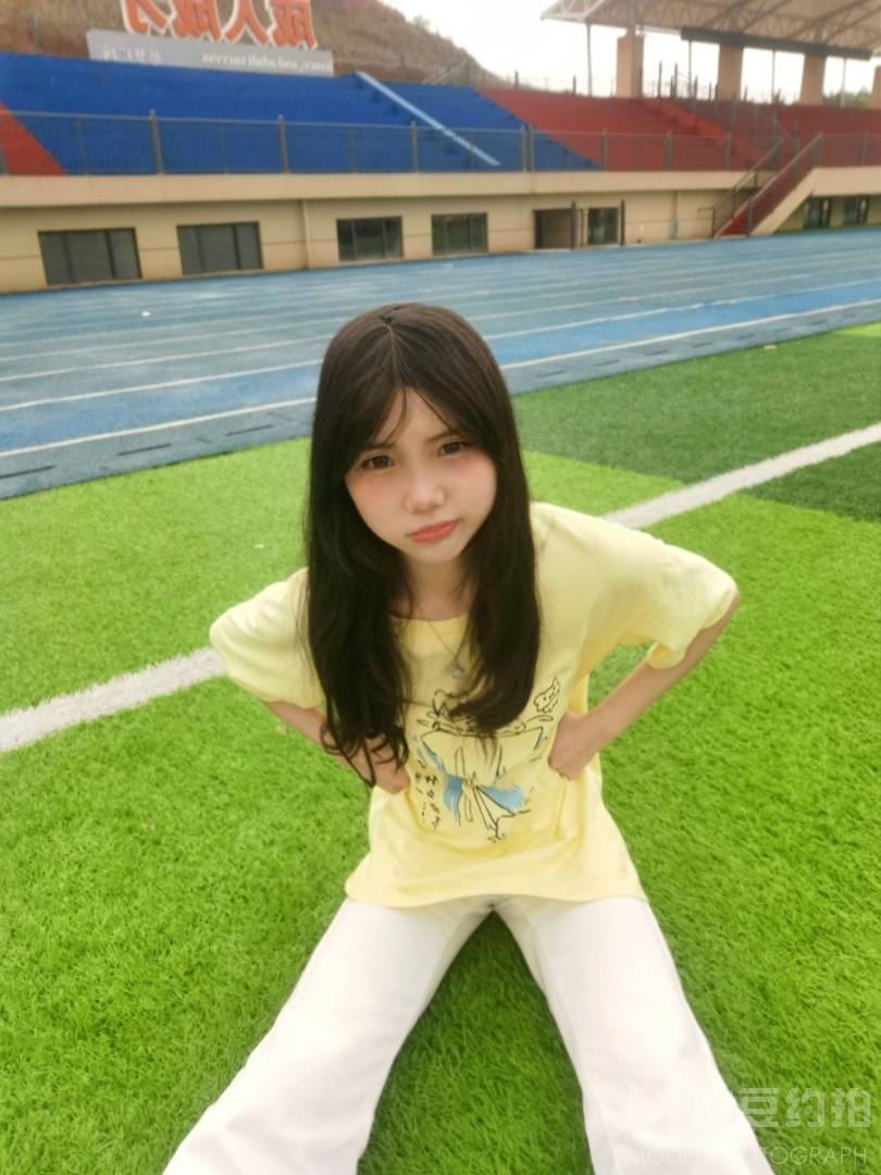 少女模特