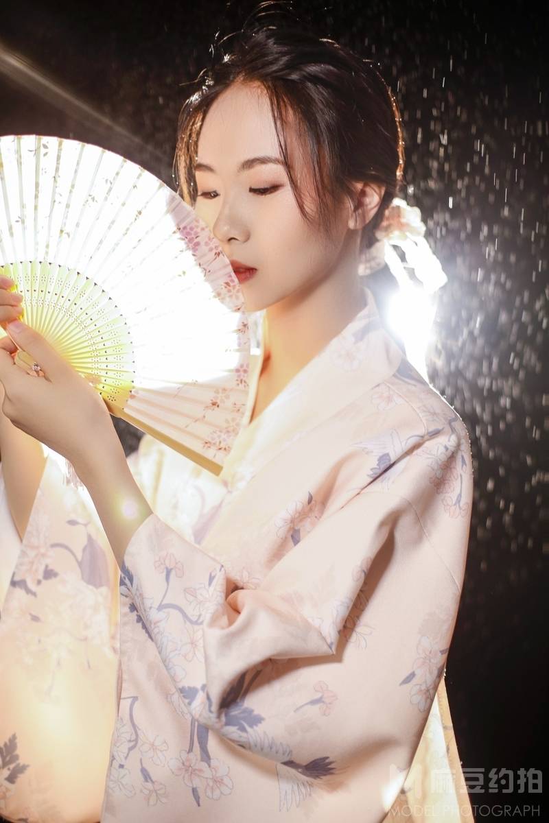 纪实模特