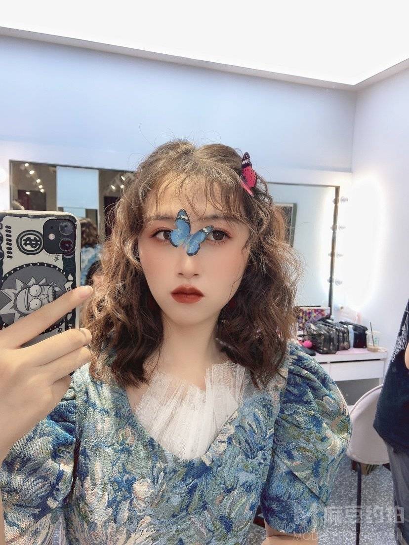 妆容模特