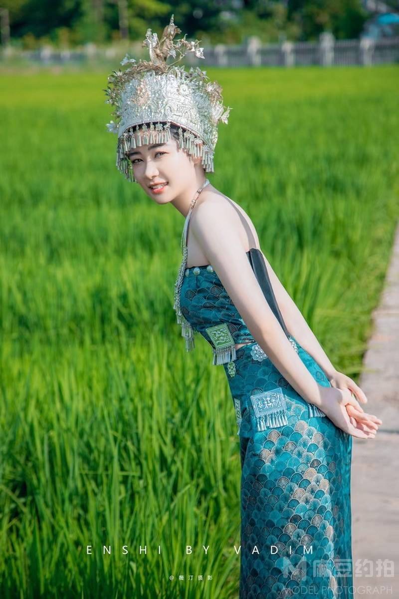 清新模特