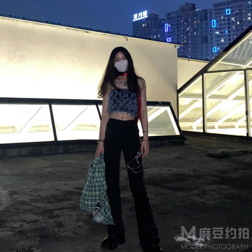 夜景模特