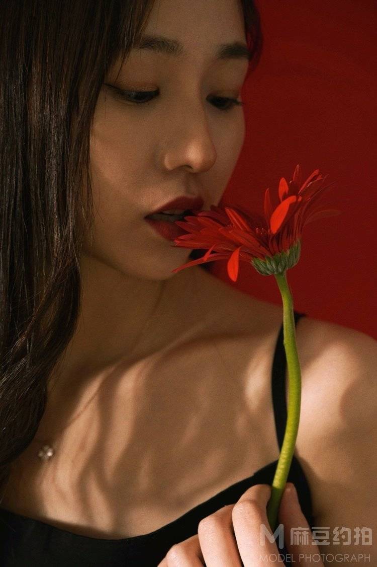胶片模特