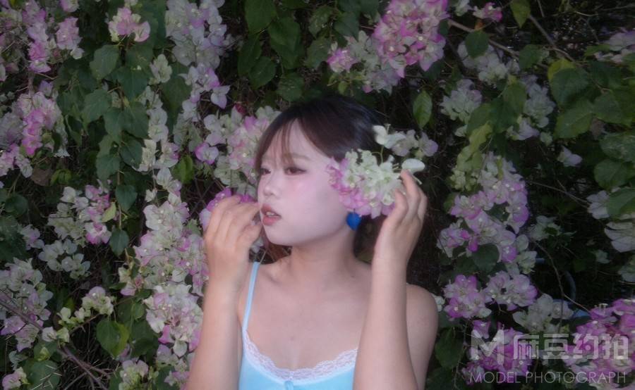 胶片模特