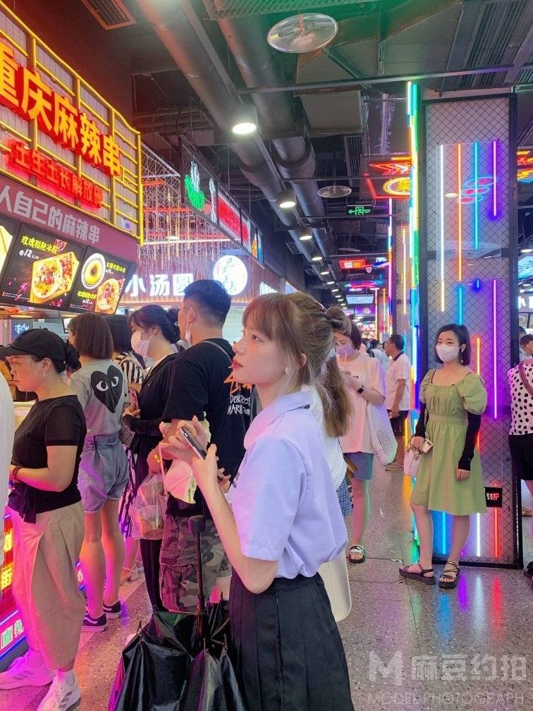 校园模特
