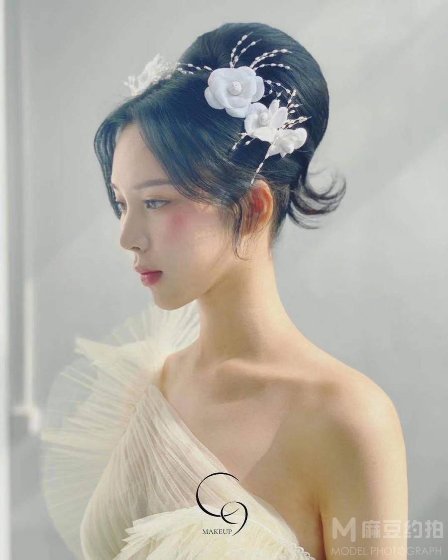 妆容模特