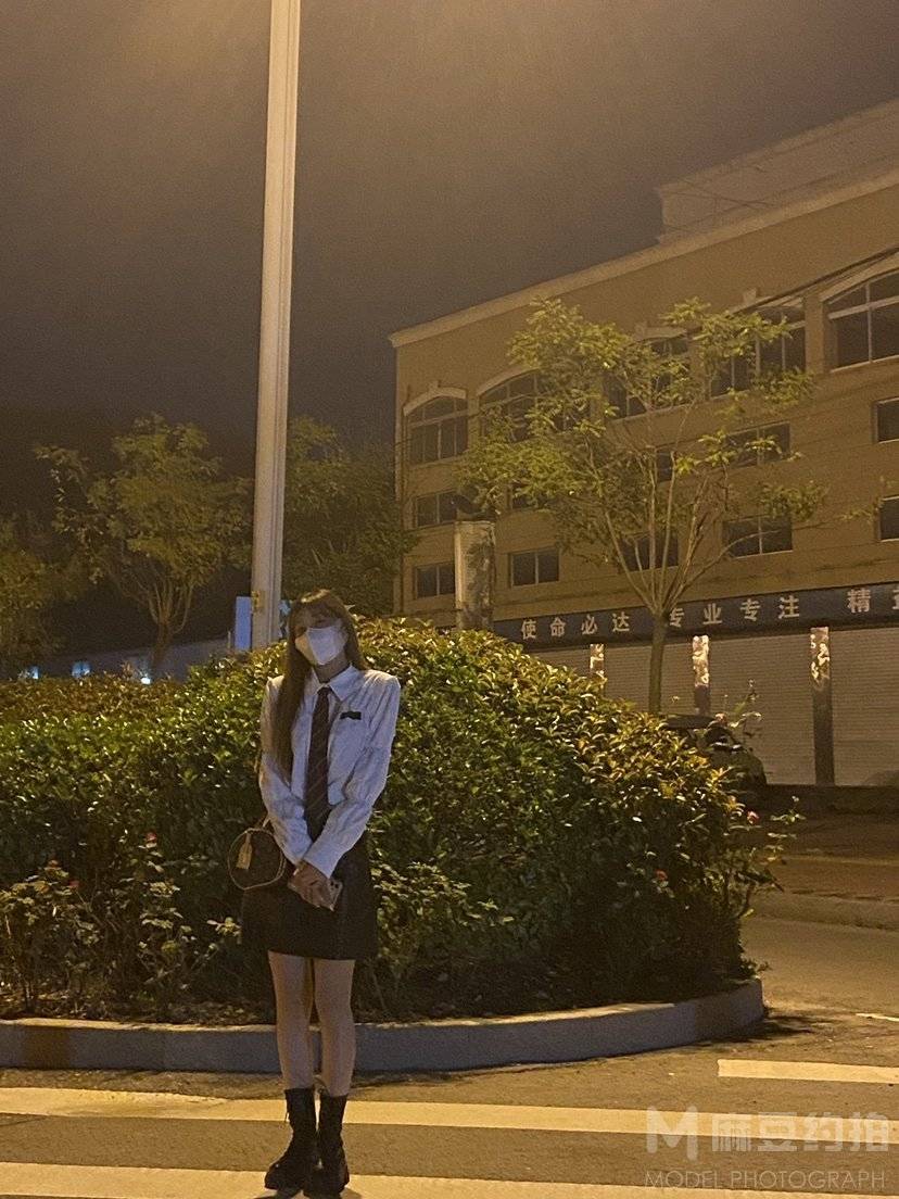 夜景模特