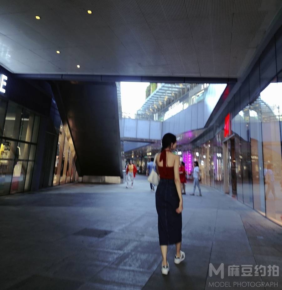 清新模特