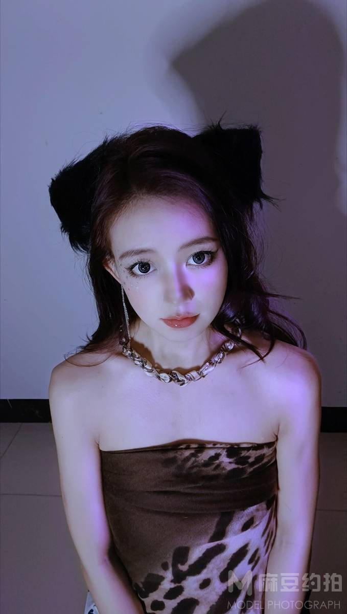 妆容模特