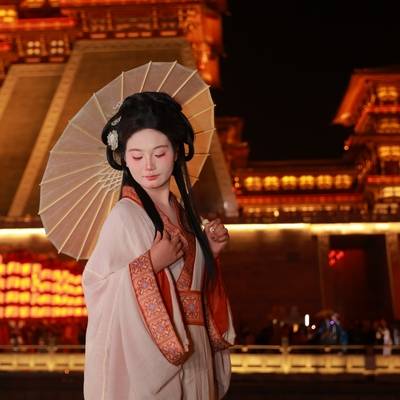 汉服模特