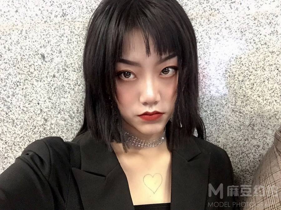 暗黑模特