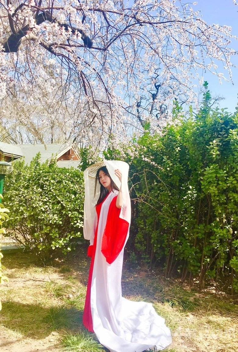 汉服模特