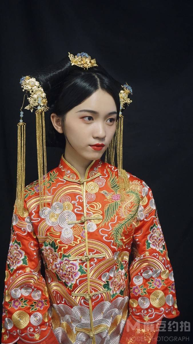 妆容模特