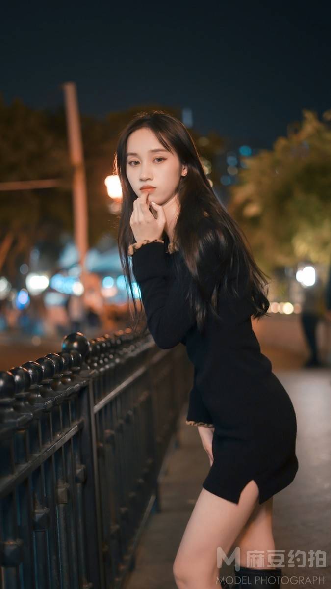 夜景模特