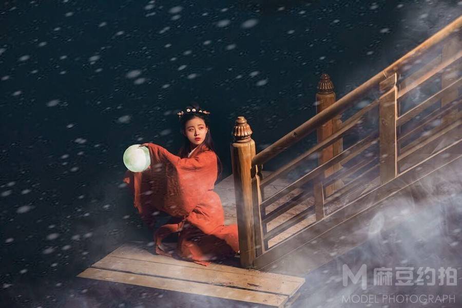 汉服模特