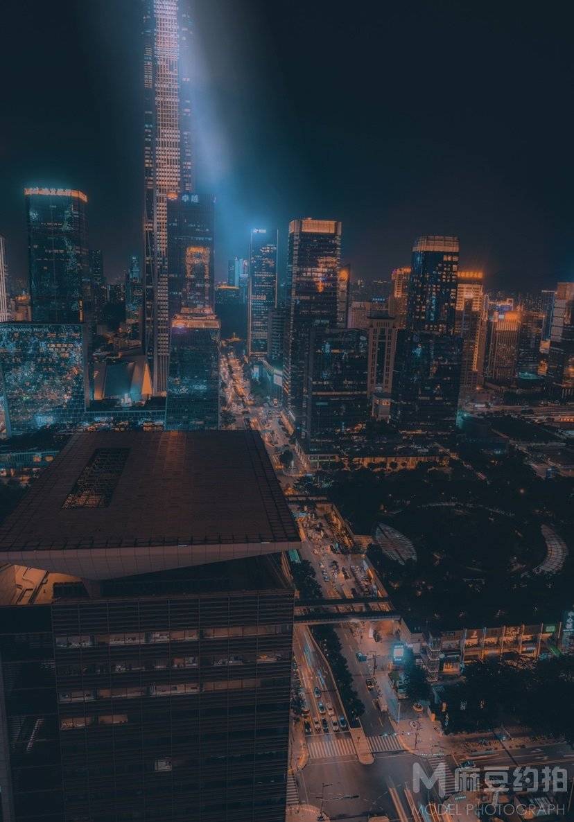 夜景模特