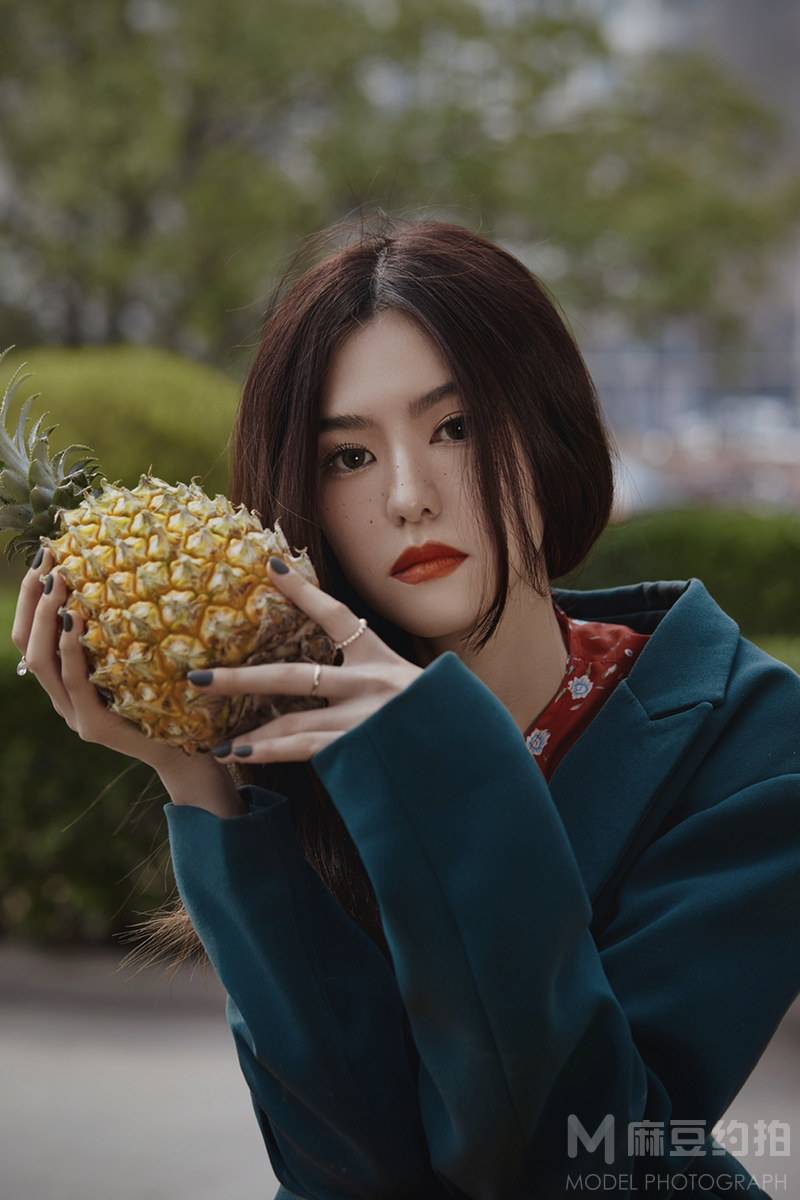 情绪模特