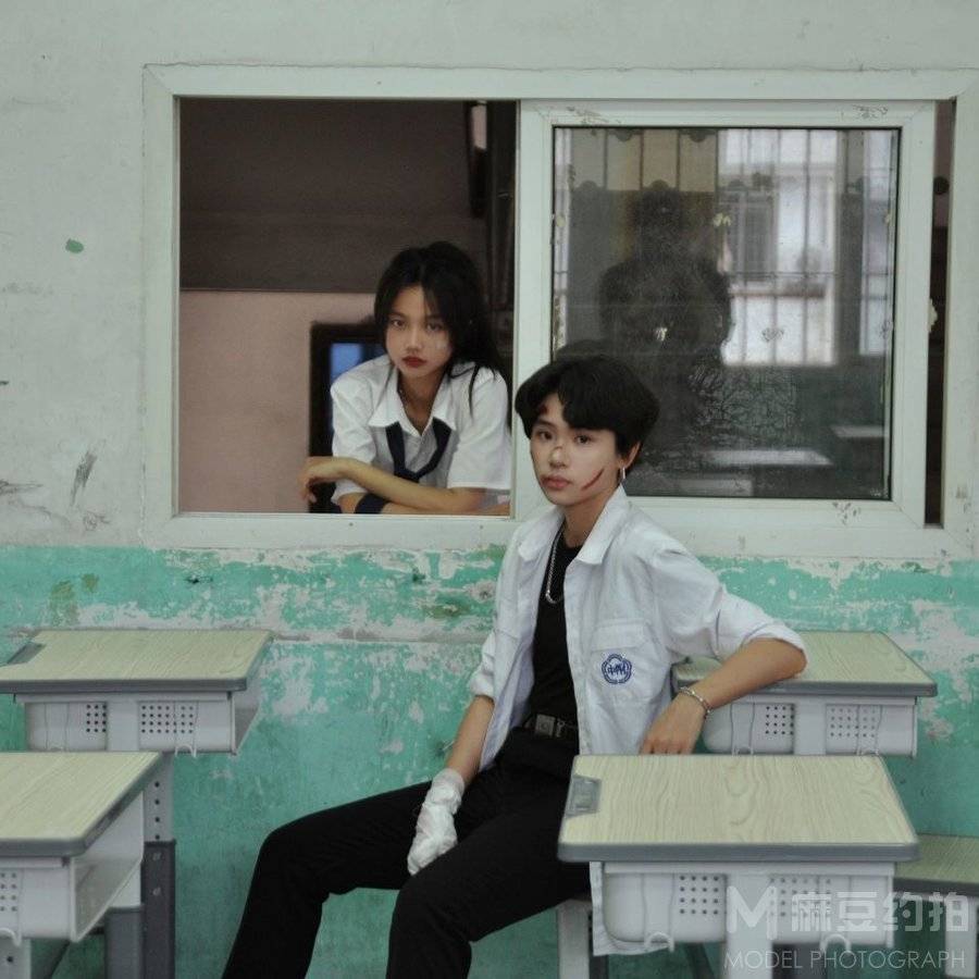 校园模特