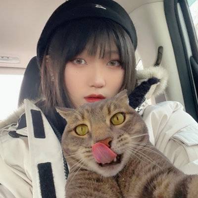 黑白模特
