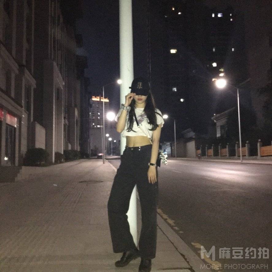 夜景模特