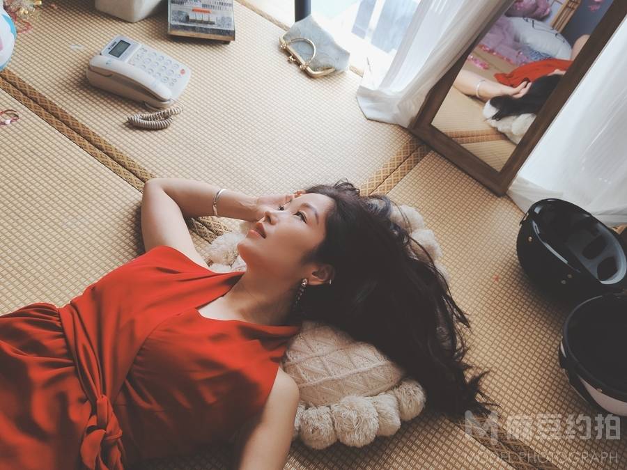 纪实模特