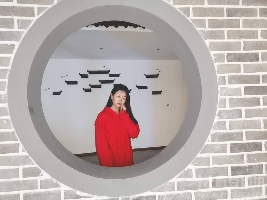 校园模特