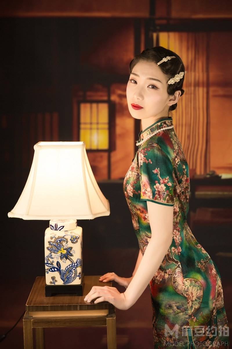 商务模特
