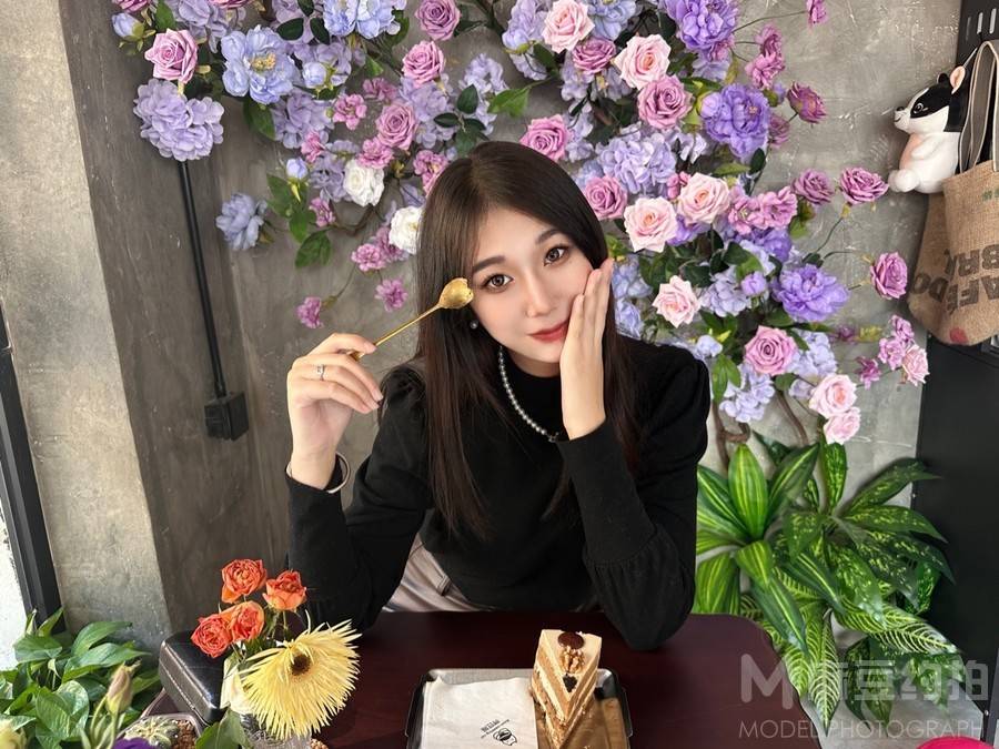 妆容模特