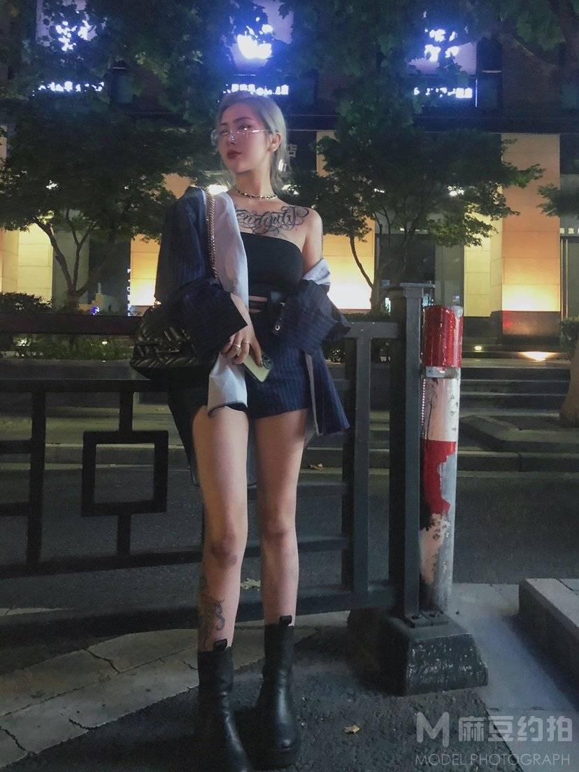 暗黑模特