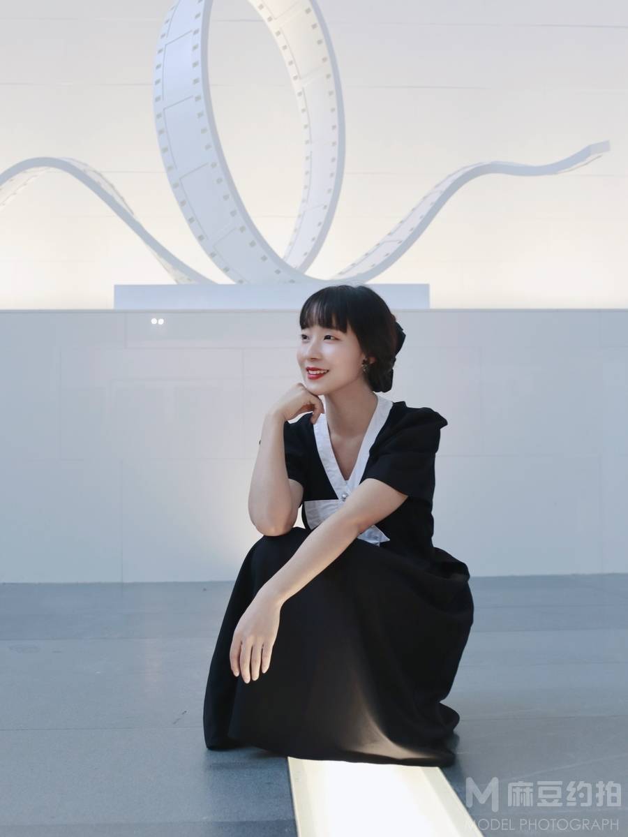 宝丽来模特