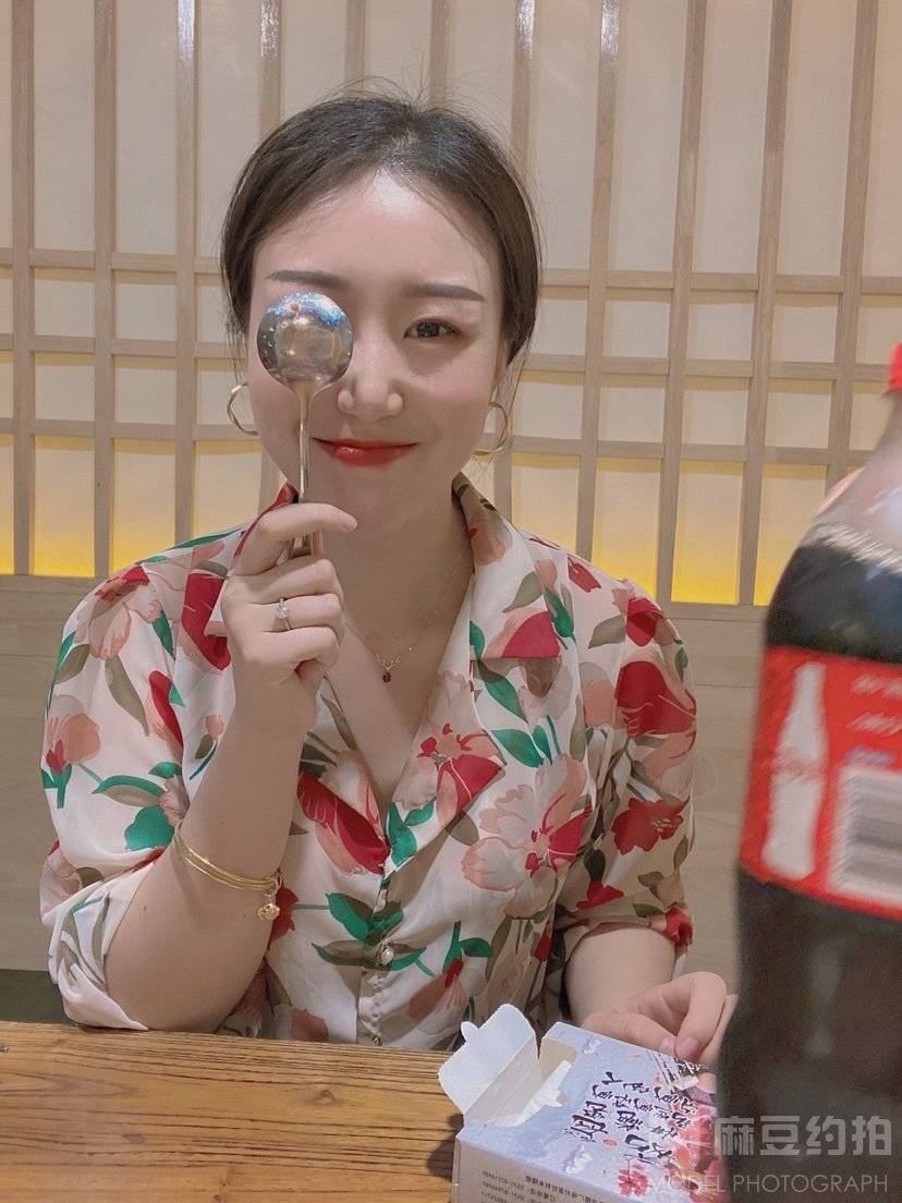 孕照模特