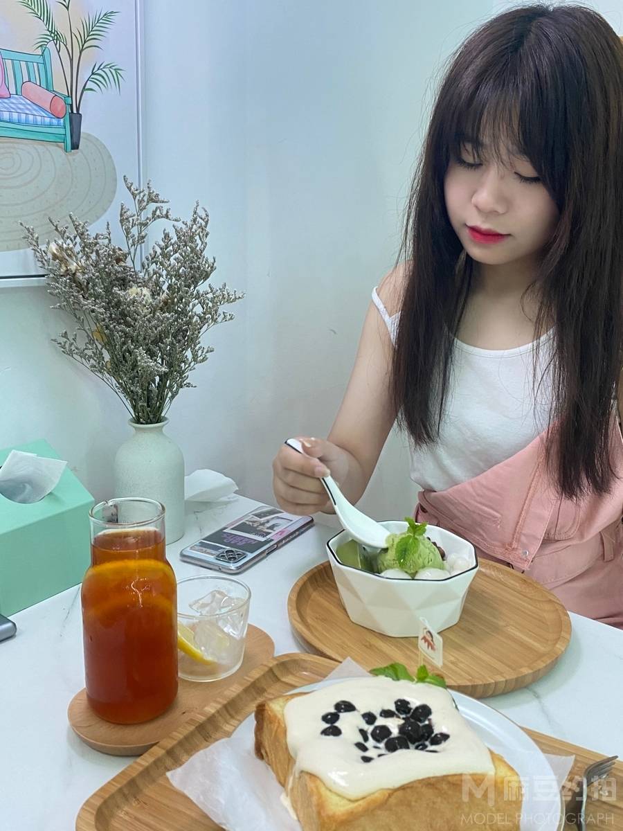 少女模特