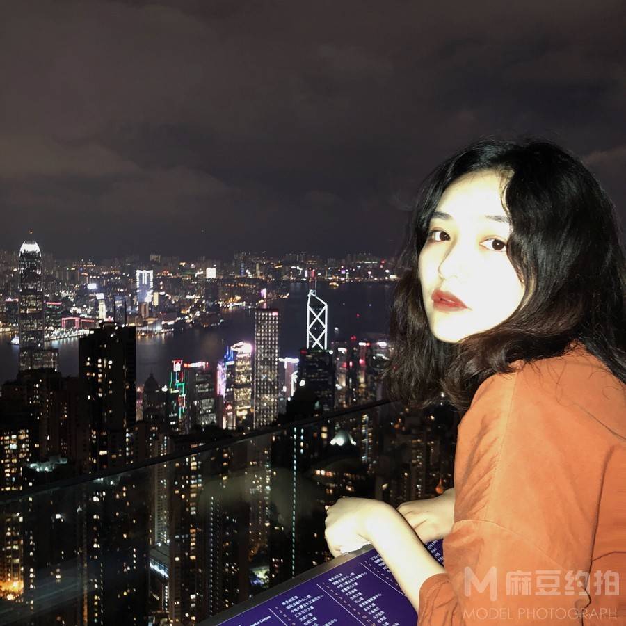 夜景模特
