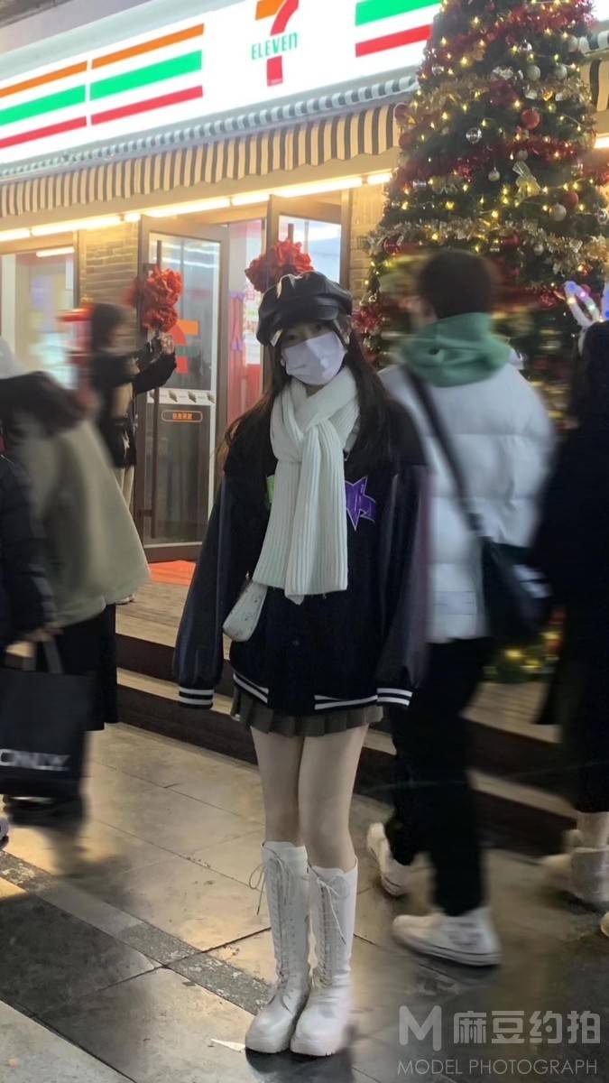 校园模特