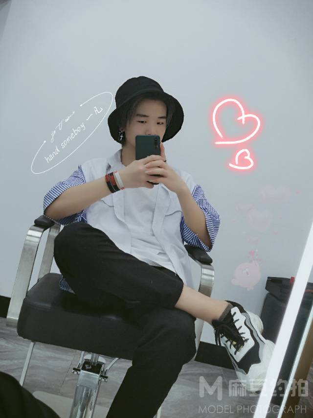 清新模特