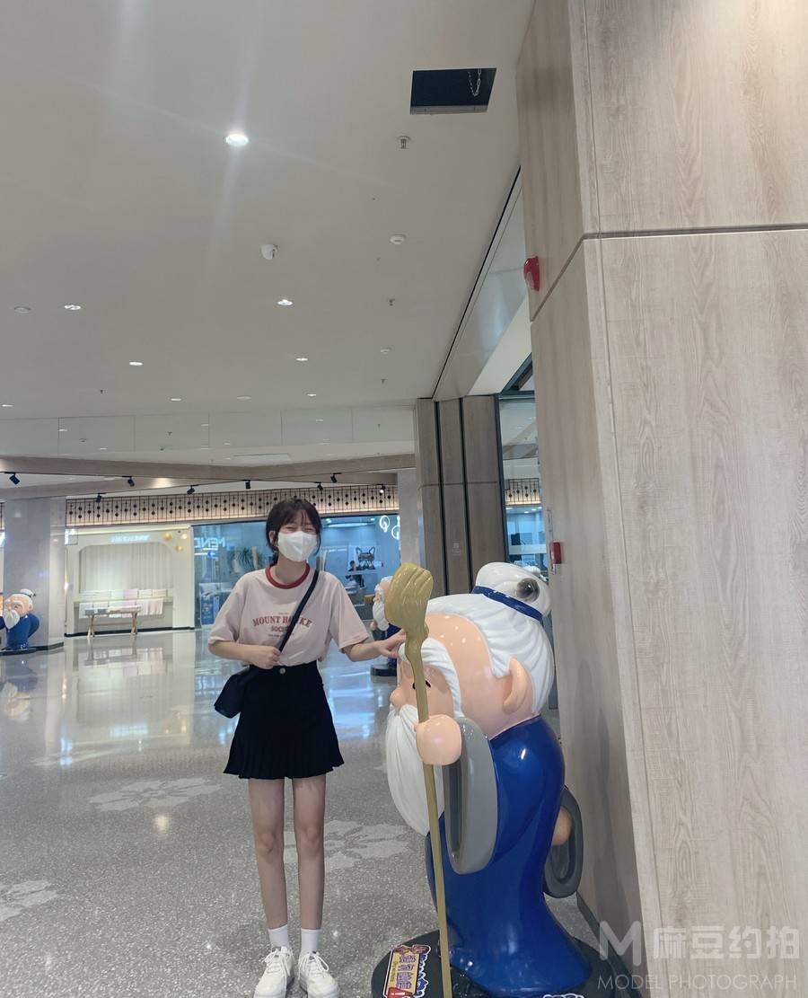 校园模特