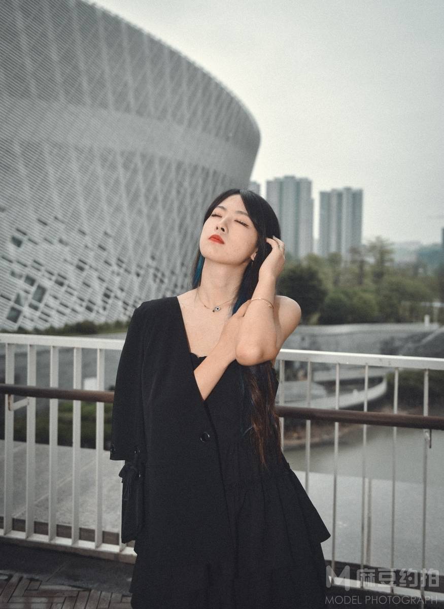 暗黑模特