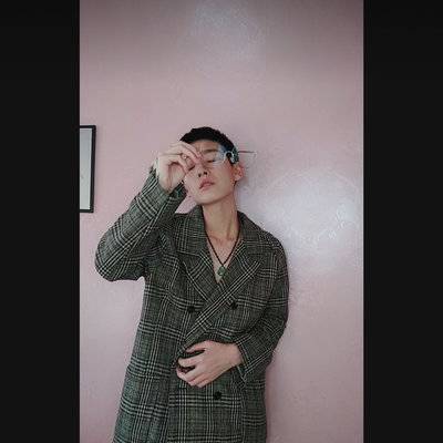 黑白模特