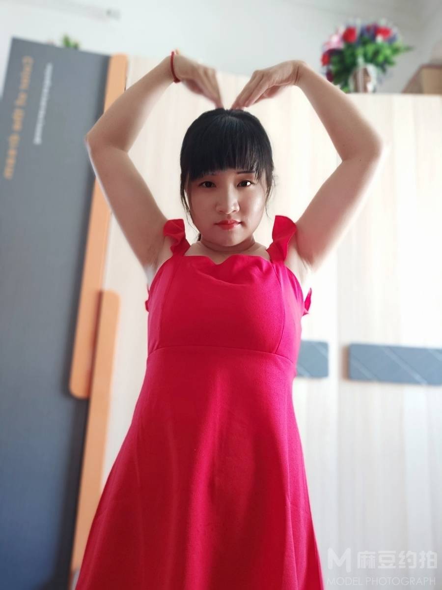 清新模特