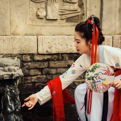汉服模特
