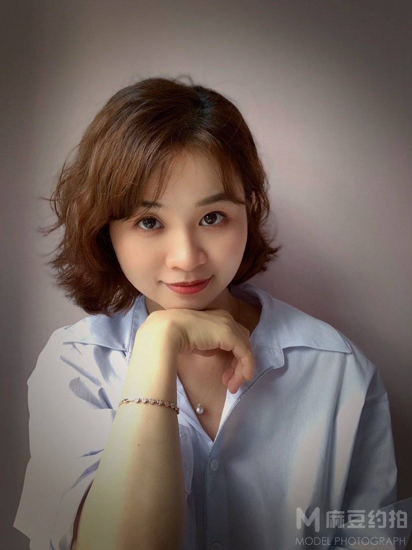 纪实模特