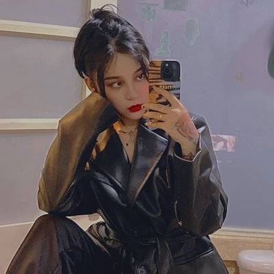 黑白模特